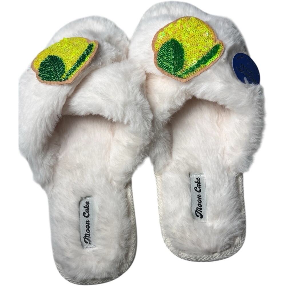 Moon Cake Women's White Fuzzy Slippers with Lemon Patch